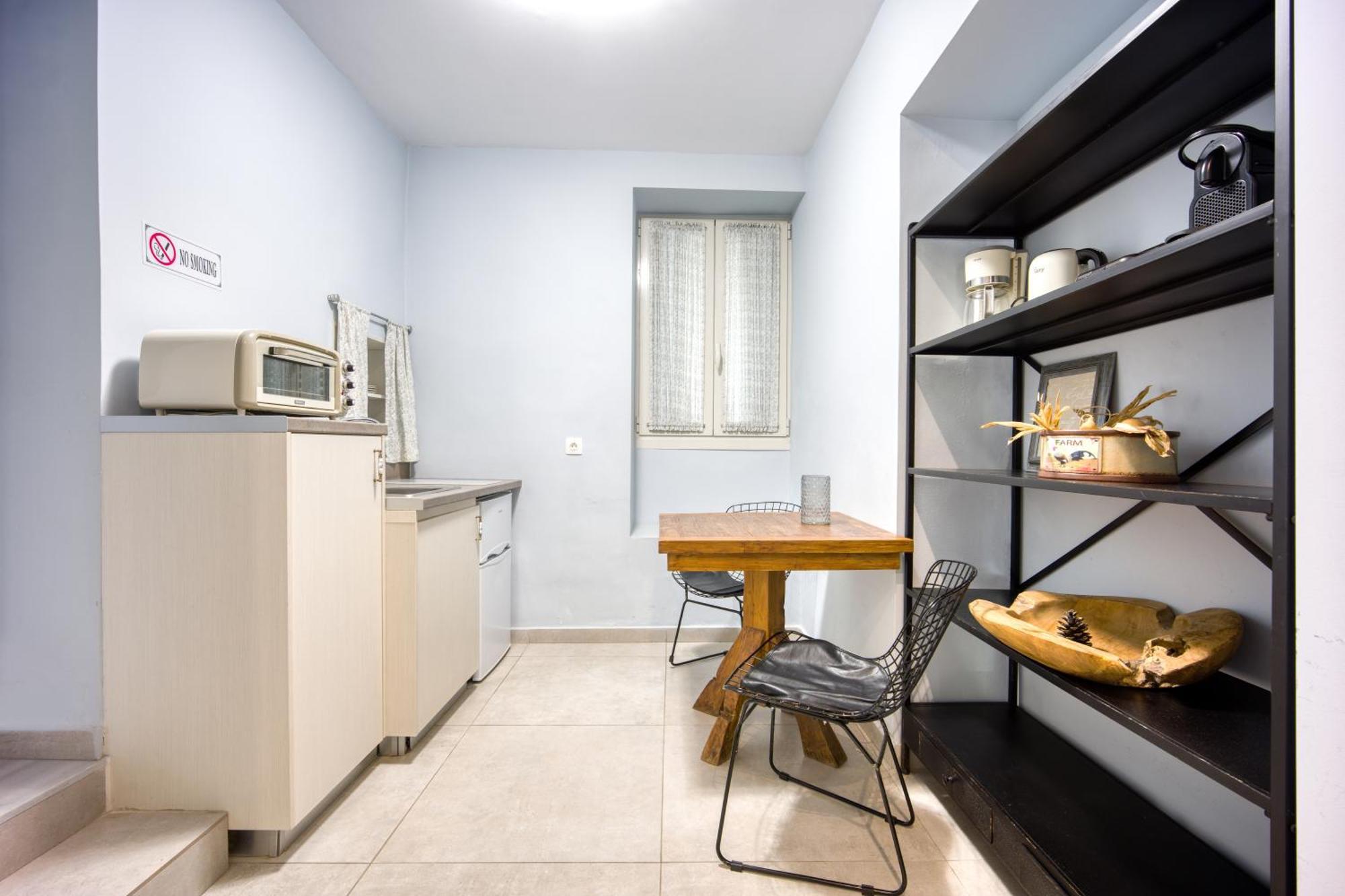 Bentzi...Boutique Apartment In Pangrati, Superior Suite Афины Экстерьер фото